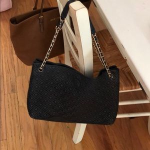 Tory Burch Leather Quilted bag